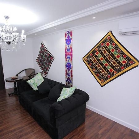Overlooking Registan Square Luxury 2 Bedrooms Apartment Samarkand Buitenkant foto