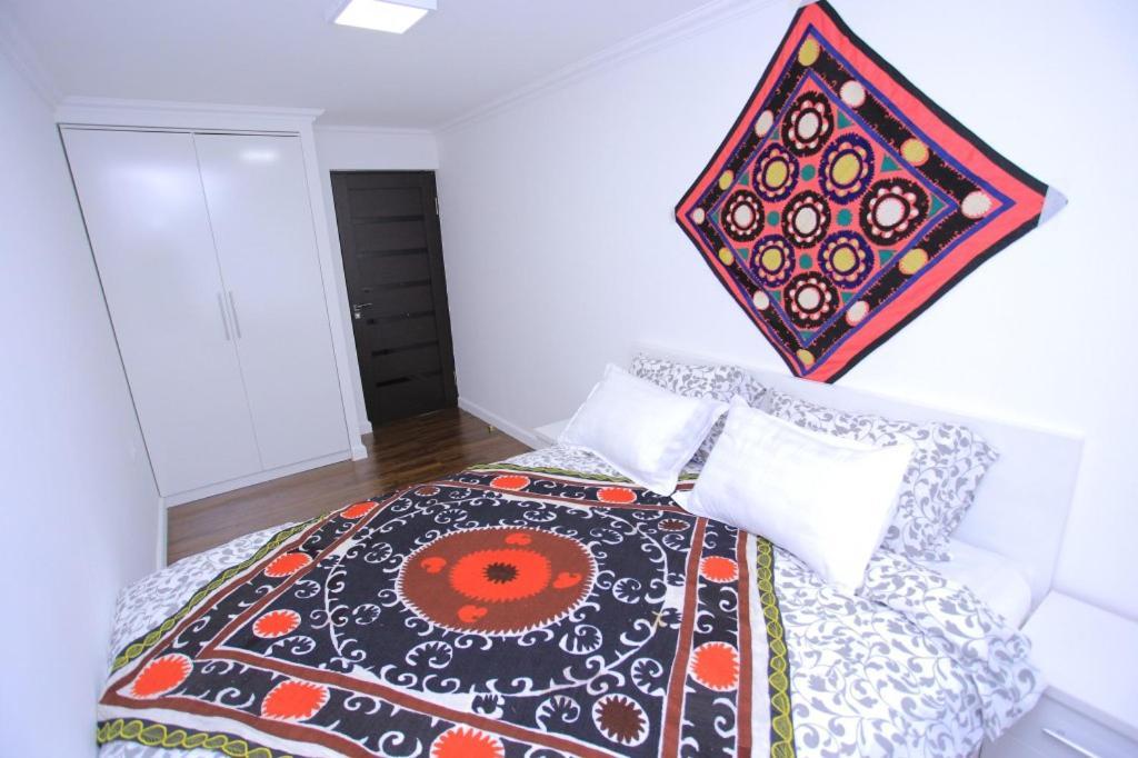 Overlooking Registan Square Luxury 2 Bedrooms Apartment Samarkand Buitenkant foto